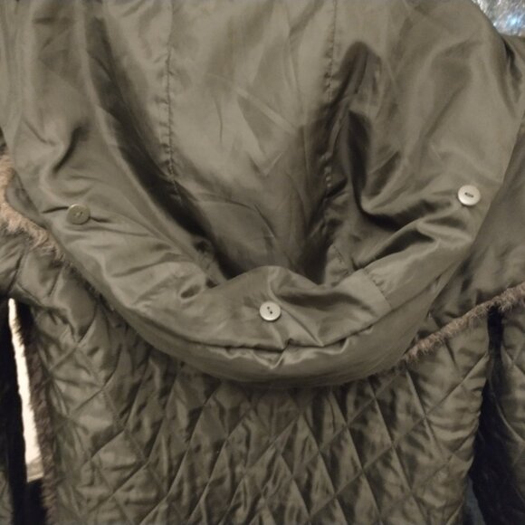 TOPSHOP LONG LINE QUILTED OLIVE GREEN WINTER COAT LINER - Picture 5 of 6